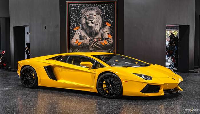 لامبورگینی اونتادور (Aventador)