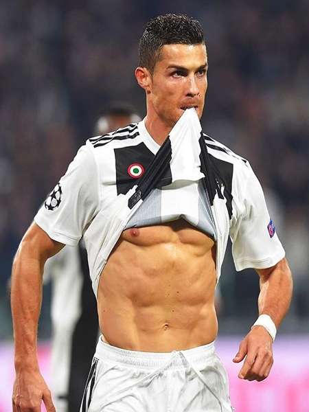 عکس بدن مسی رونالدو