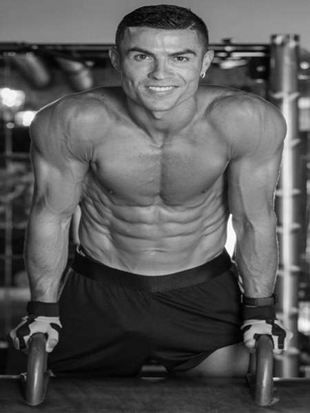 عکس بدن مسی رونالدو