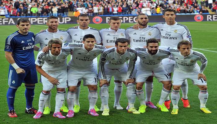 عکس رونالدو با جام