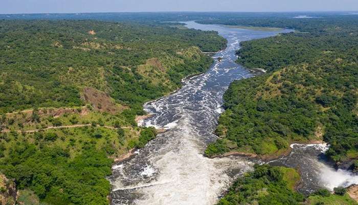 آبشار مشهور Murchison در رود نیل، اوگاندا